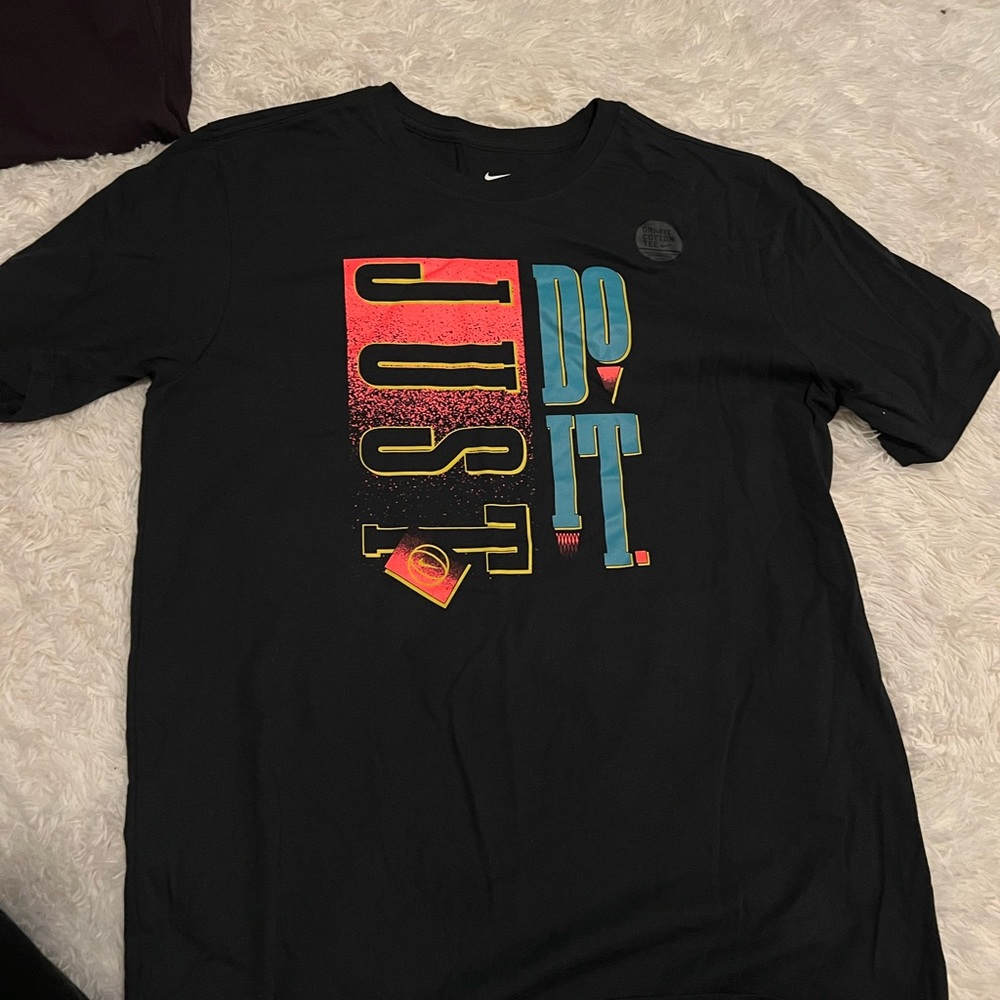 Nike graphic tee